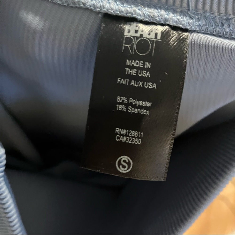 Beach Riot Ayla High Rise Ribbed Leggings in Blue - Picture 9 of 9